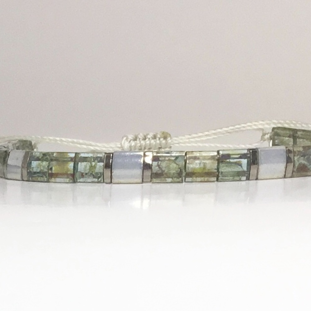 🆕 Miyuki tila bead bracelet - Picture 2 of 4